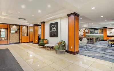 Photo 2 - Fairfield Inn & Suites by Marriott Houston Conroe/Woodlands