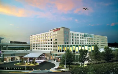 Photo 2 - Atlanta Airport Marriott Gateway