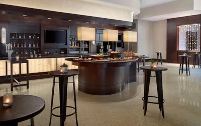 Photo 4 - Atlanta Airport Marriott Gateway