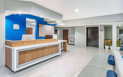 Photo 3 - Microtel Inn & Suites by Wyndham Austin Airport
