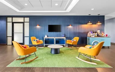 Photo 4 - Spark by Hilton Shawnee