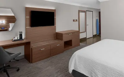 Photo 4 - Holiday Inn Express Hotel & Suites Twentynine Palms by IHG