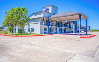 Photo 2 - Executive Inn Port Lavaca by OYO