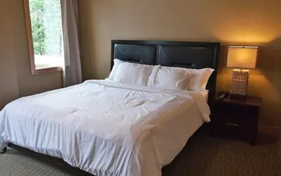 Photo 4 - Sitka Hotel and Restaurant