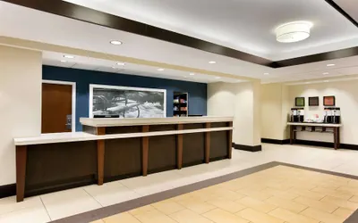 Photo 4 - Hampton Inn & Suites Mahwah