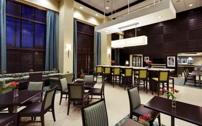 Photo 5 - Hampton Inn & Suites Mahwah