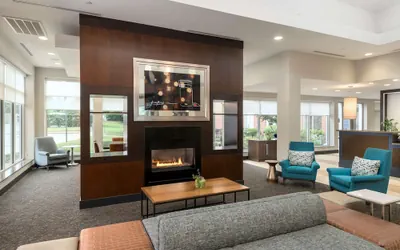 Photo 3 - Hilton Garden Inn Silver Spring White Oak