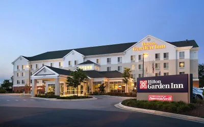 Photo 2 - Hilton Garden Inn Silver Spring White Oak
