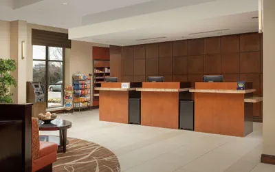 Photo 3 - DoubleTree by Hilton Sterling - Dulles Airport