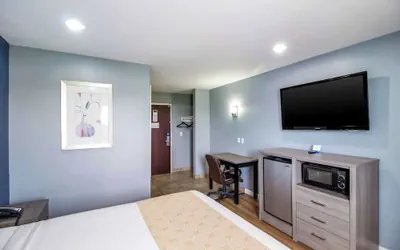 Photo 5 - Rodeway Inn & Suites Port Arthur - Groves