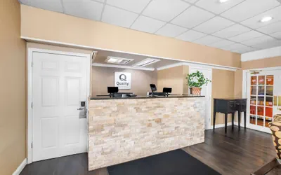 Photo 3 - Quality Inn Tullahoma