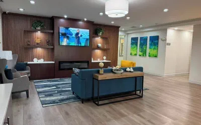 Photo 4 - Comfort Inn & Suites Concord (Kannapolis)