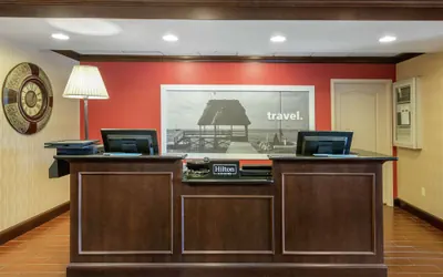 Photo 4 - Hampton Inn Meadville