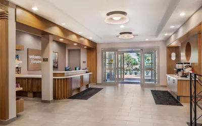 Photo 5 - Hampton Inn & Suites Riverside/Corona East