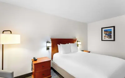 Photo 5 - Comfort Inn & Suites Susanville