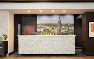 Photo 3 - La Quinta Inn & Suites by Wyndham Denton - University Drive
