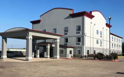Suburban Studios Beaumont