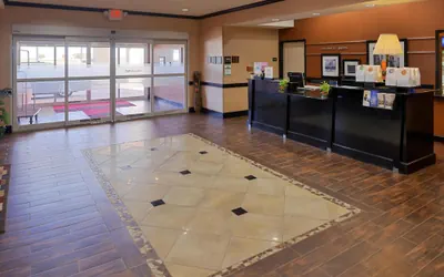 Photo 2 - Hampton Inn Pecos
