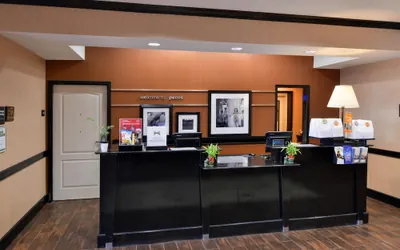 Photo 4 - Hampton Inn Pecos