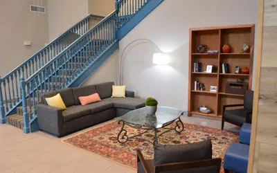 Photo 2 - Country Inn & Suites by Radisson, Oklahoma City - Quail Springs, OK