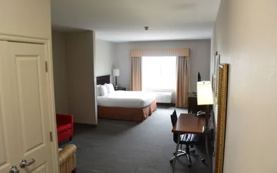 Photo 4 - Country Inn & Suites by Radisson, Oklahoma City - Quail Springs, OK