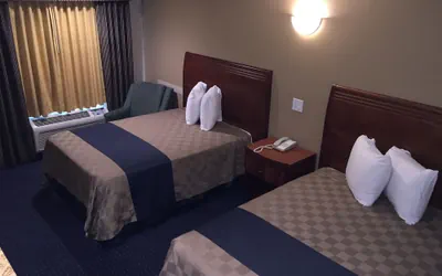 Photo 5 - Walnut Inn & Suites West Covina
