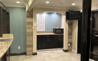 Photo 3 - Walnut Inn & Suites West Covina