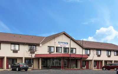 Photo 2 - Rodeway Inn Syracuse Carrier Circle