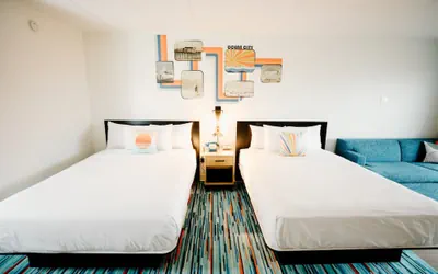 Photo 5 - SeaLoft Oceanfront Hotel