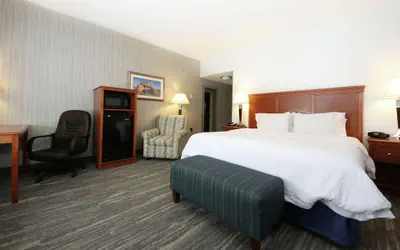 Photo 5 - Hampton Inn Ellsworth/Bar Harbor