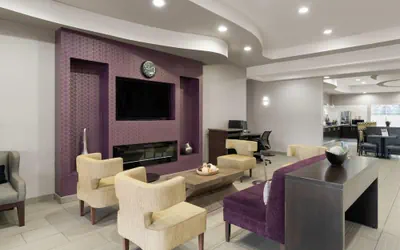 Photo 5 - La Quinta Inn & Suites by Wyndham Baton Rouge Denham Springs