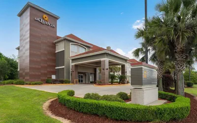 La Quinta Inn & Suites by Wyndham Baton Rouge Denham Springs