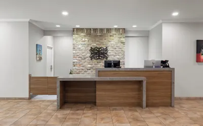 Candlewood Suites Mobile‑Downtown by IHG