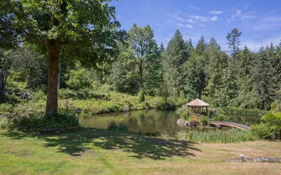 A Hidden Haven & Water Garden Cottages