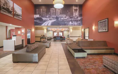 Photo 4 - La Quinta Inn & Suites by Wyndham Smyrna TN - Nashville
