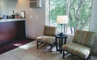 Photo 2 - Aladdin Inn & Suites