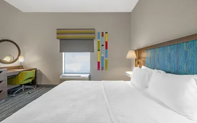 Photo 4 - Hampton Inn Junction City