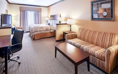 Photo 5 - Best Western Plus Royal Mountain Inn & Suites