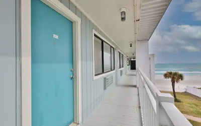 Photo 3 - Coastal Waters Inn
