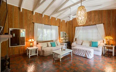 Photo 4 - Granada Inn