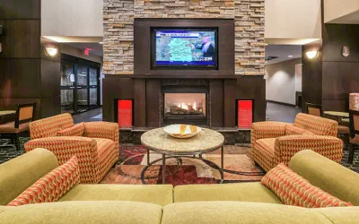 Photo 5 - Hampton Inn & Suites Tulsa/Catoosa