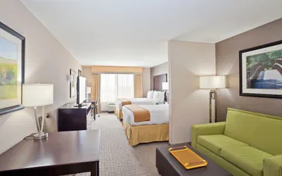 Photo 4 - Holiday Inn Express Hotel & Suites Hays by IHG