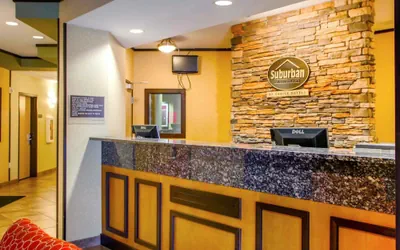 Photo 2 - Suburban Studios Cedar Falls
