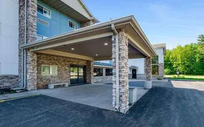 Photo 2 - Comfort Inn & Suites Weston - Wausau