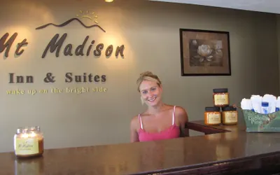 Photo 2 - Mt Madison Inn & Suites