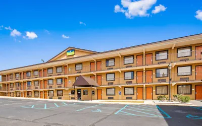 Photo 2 - SureStay Hotel by Best Western Tupelo North