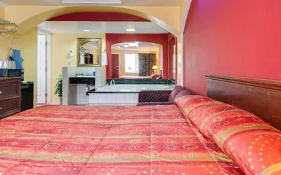 Photo 2 - Sky Palm Motel