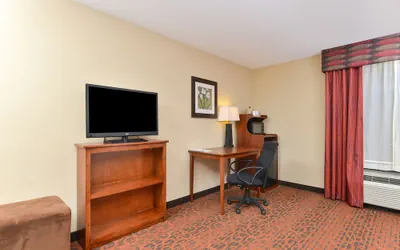 Photo 5 - Hampton Inn Muscatine