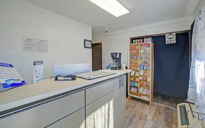 Photo 5 - Motel 10