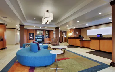 Photo 2 - Fairfield Inn & Suites by Marriott Ottawa Starved Rock Area